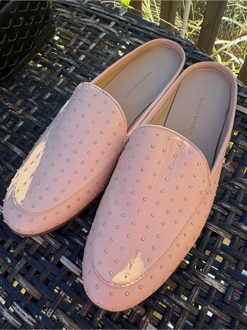 Banana Republic Pink Studded Leather Loafers size 7
